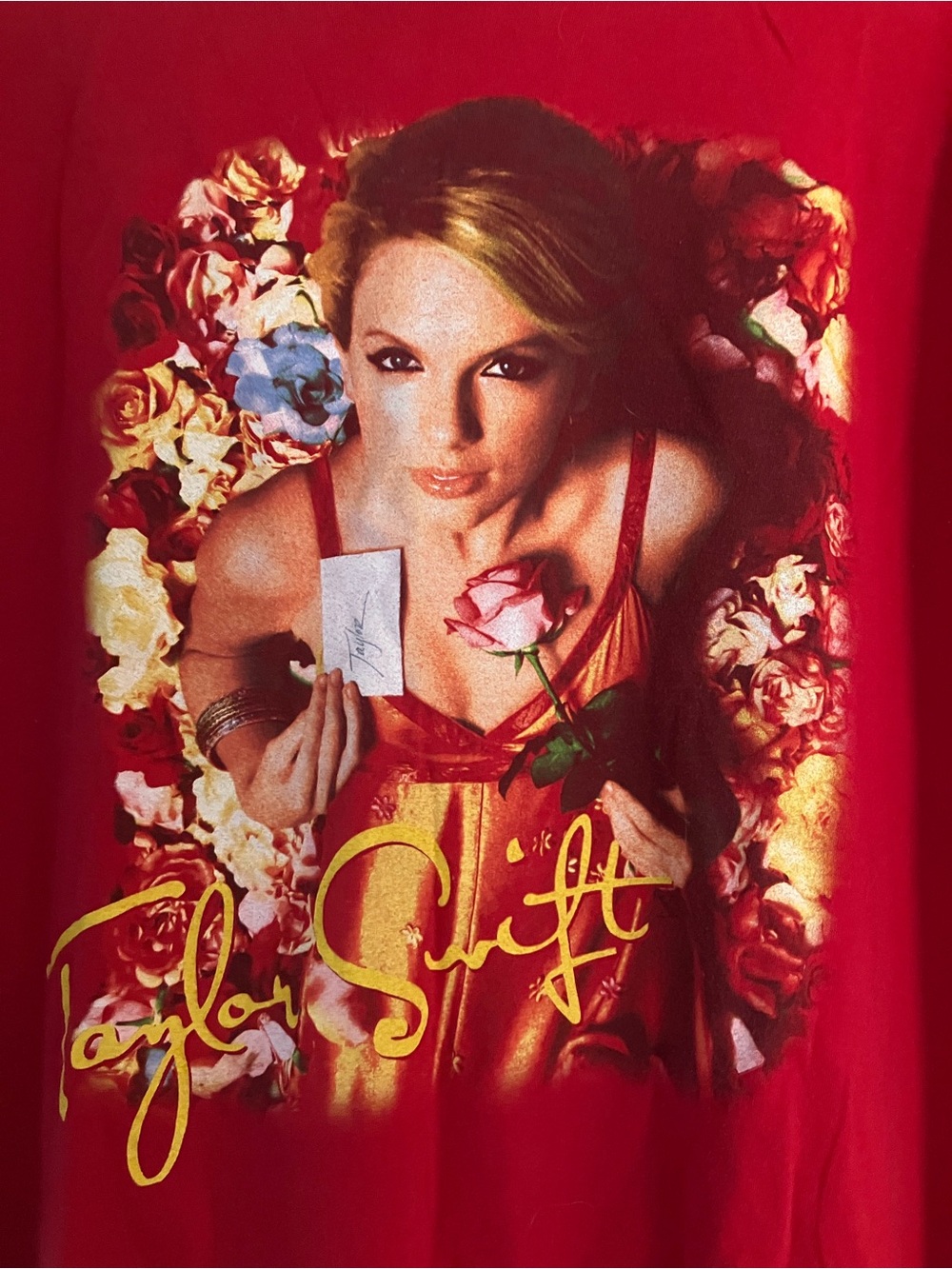 Taylor Swift 2008 Concert Graphic T-Shirt Lrg Short Sleeves Red w Taylor's Image - Picture 2 of 6